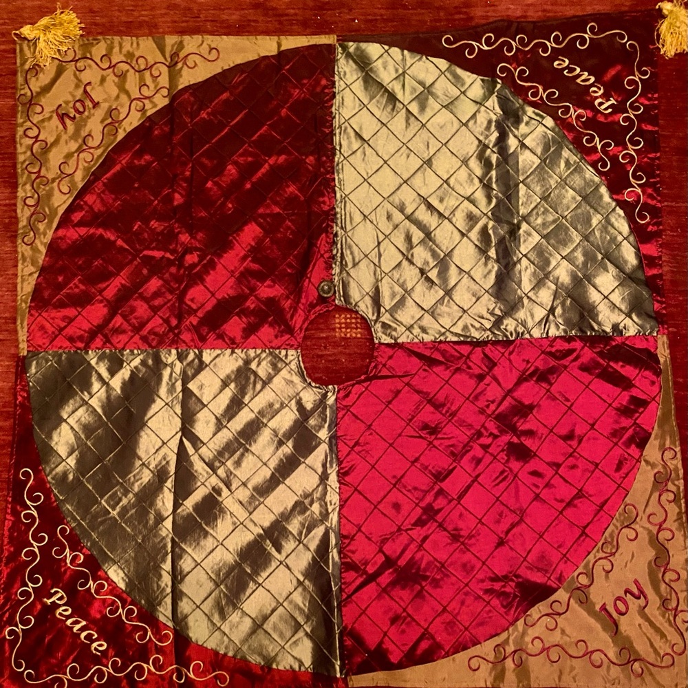 Christmas Tree Skirt